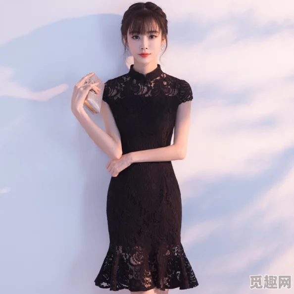 周妍希 旗袍 视频：优雅与传统的完美结合，展现中华文化之美的新动态引发热议